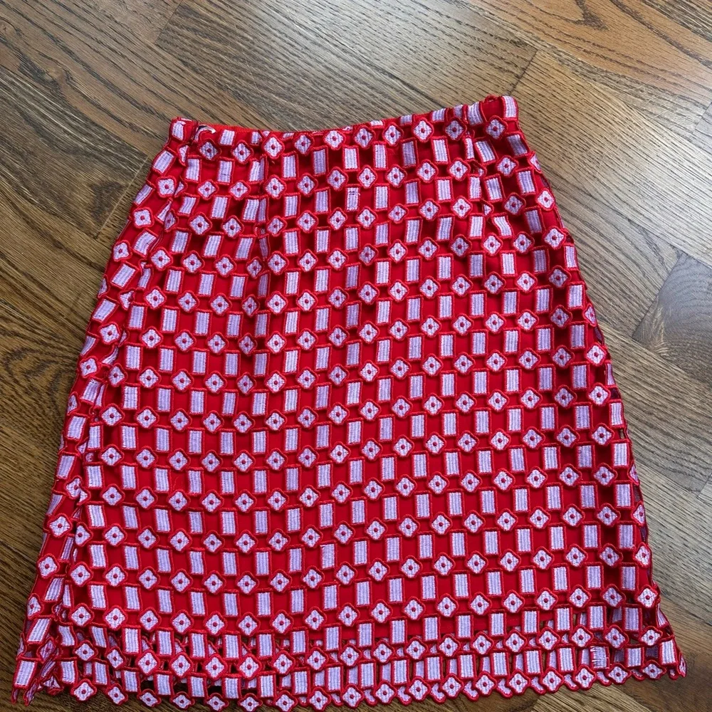 Sandro Paris Red Embroidered Lace Mini Skirt Size 0 EU 34 Luxury Statement - Picture 3 of 13